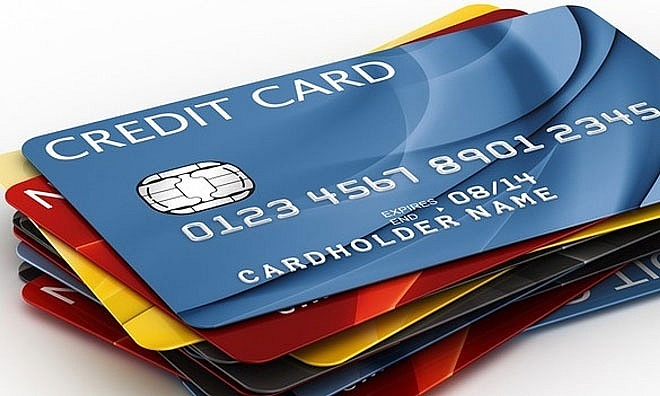 So Sánh Giữa Thẻ Visa và Thẻ ATM Nội Địa
