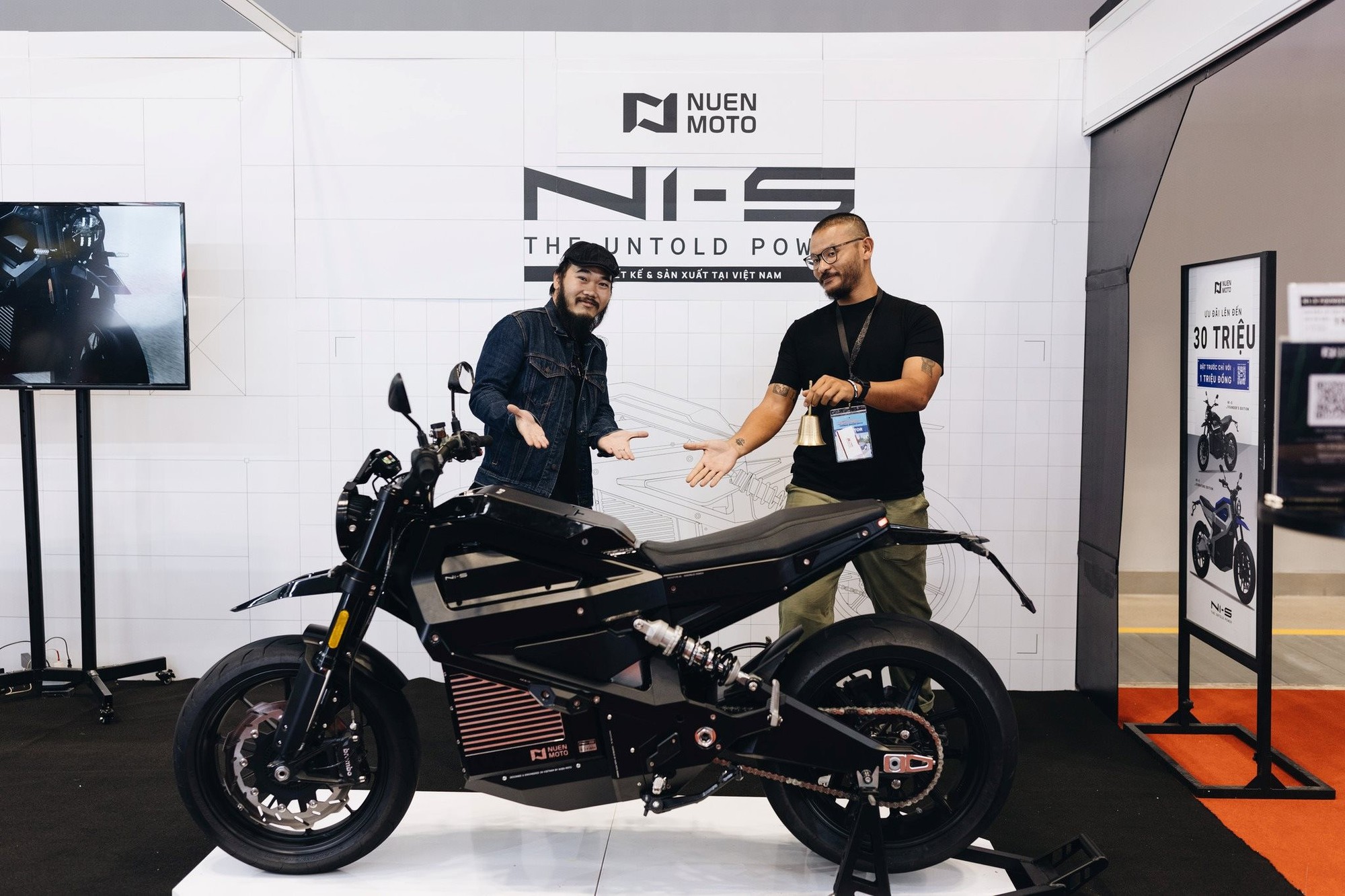 Nuen N1-S phiên bản Founder's Edition tại Vietnam Motor Show 2024. Ảnh: Nuen Moto