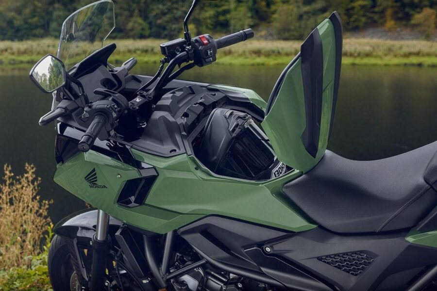Honda NC750X 2027: Khám Phá Sự Tiện Lợi Và Đột Phá Công Nghệ Mới