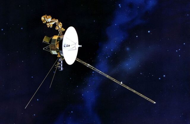 NASA Tiếp Tục Gửi Cập Nhật Quan Trọng Đến Voyager 2 Dù Khoảng Cách Đến 21 Tỷ Km