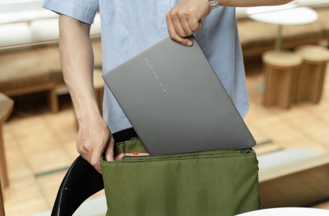 Laptop Cho Sinh Viên: Lựa Chọn Thông Minh Cho Hành Trình Đại Học
