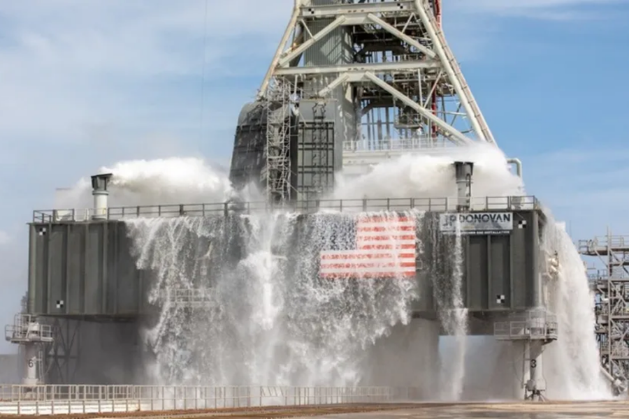 Công Nghệ Phun Nước NASA: Giải Pháp Chống Ồn và Hạ Nhiệt Trong Vụ Phóng Tên Lửa