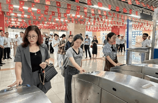 Hà Nội Công Bố Giải Pháp Giao Thông Liên Hoàn Mới Từ Hà Nội Metro