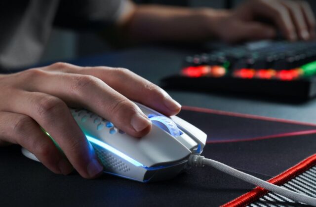 Thiết Bị RGB: Nguyên Nhân Khiến Windows 11 Gặp Sự Cố Không Ngờ