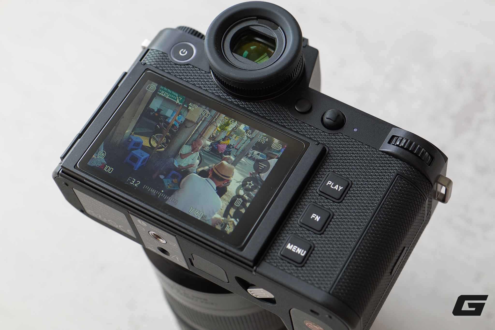 bf01946-17832693275661577037178 Khám Phá Chi Tiết Về Leica SL3-P: Máy Ảnh Đỉnh Cao Của Hãng Đỏ - Ảnh 7.
