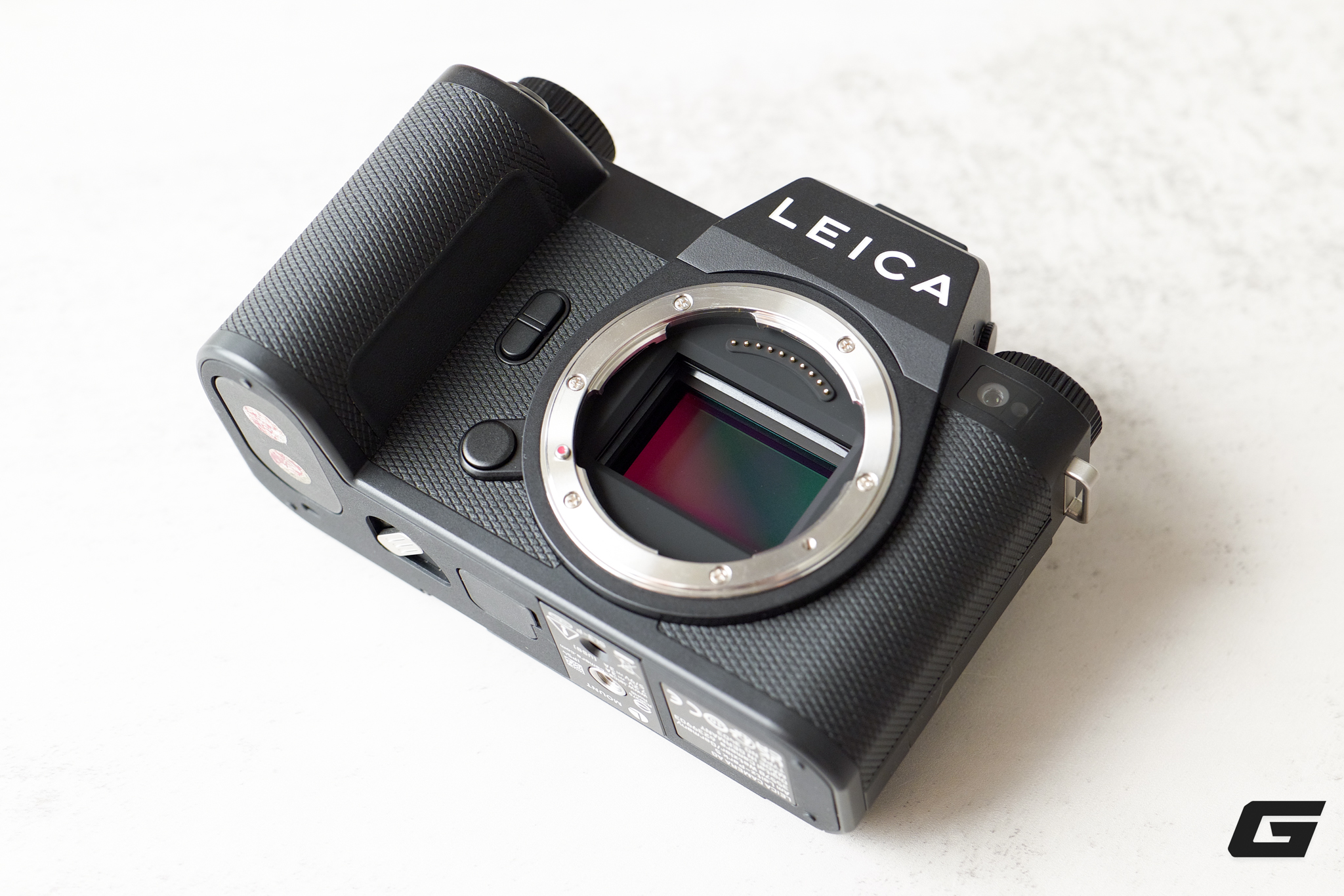 bf01959-1783269203106507502683 Khám Phá Chi Tiết Về Leica SL3-P: Máy Ảnh Đỉnh Cao Của Hãng Đỏ - Ảnh 2.