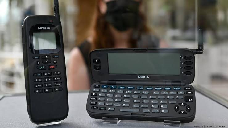 Nokia 9000 Communicator Nokia 9000 Communicator