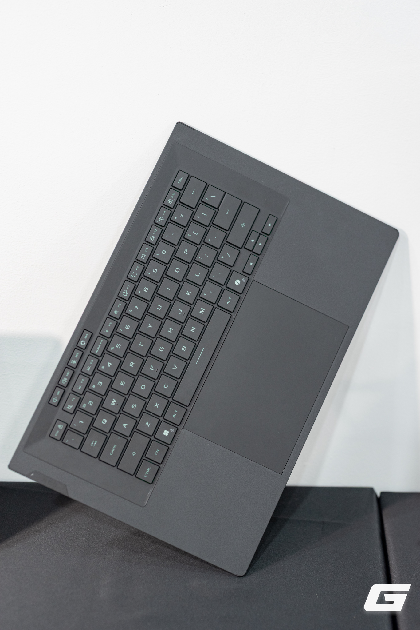 ASUS ROG mang Zephyrus Duo về Việt Nam: Laptop gaming màn hình kép thì có gì đặc biệt - Ảnh 6.