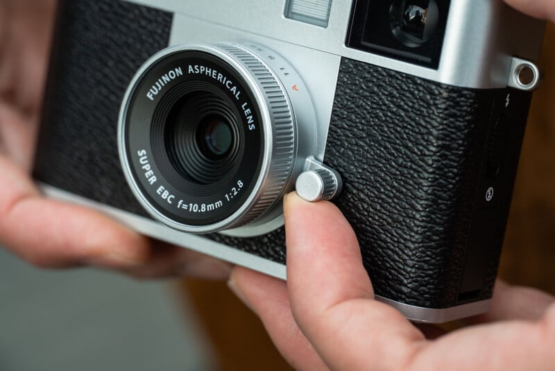 Fujifilm X half - Ảnh 2. Fujifilm X half - Ảnh 2.