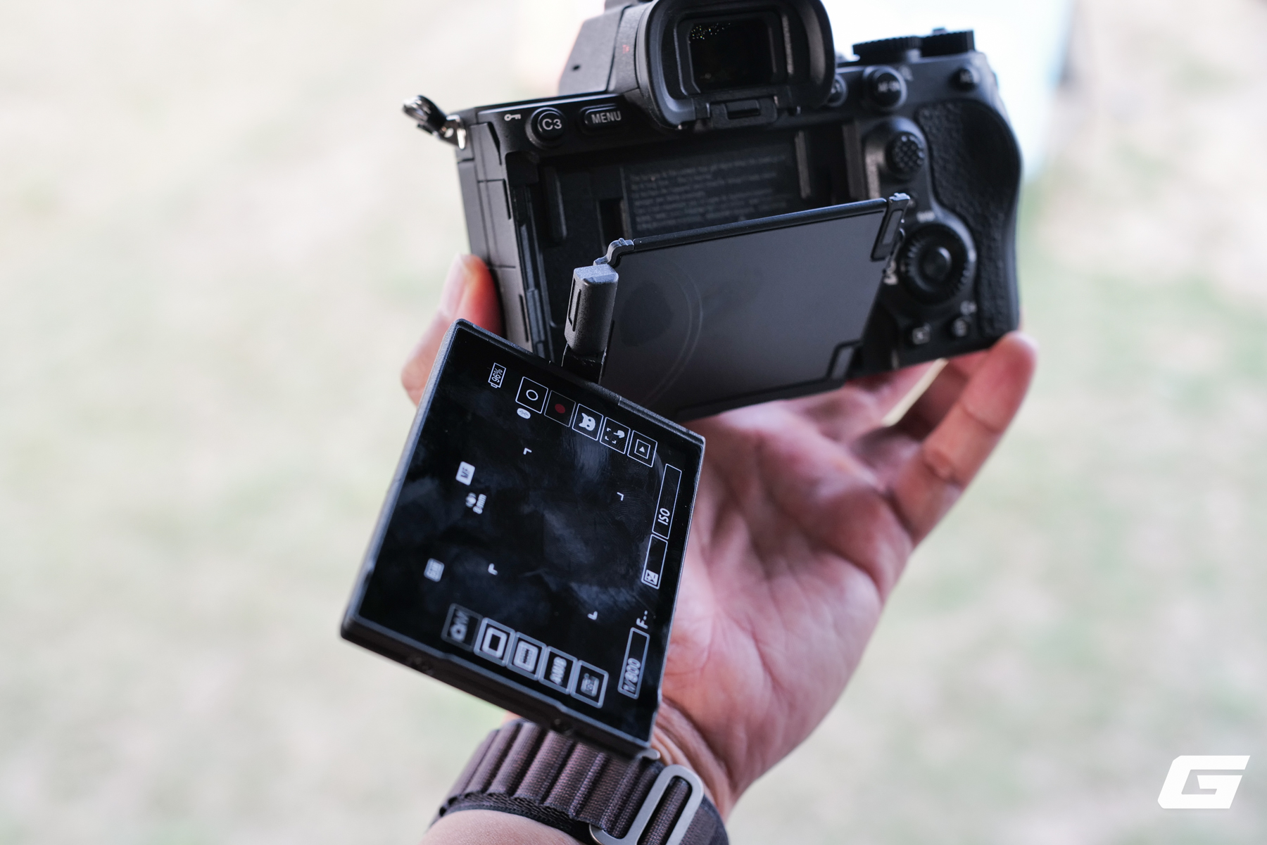 Sony Alpha 7R VI ra mắt tại Việt Nam: 66,8 megapixel, chụp 30 fps và giá 114 triệu đồng- Ảnh 4. Sony Alpha 7R VI ra mắt tại Việt Nam: 66,8 megapixel, chụp 30 fps và giá 114 triệu đồng- Ảnh 4.