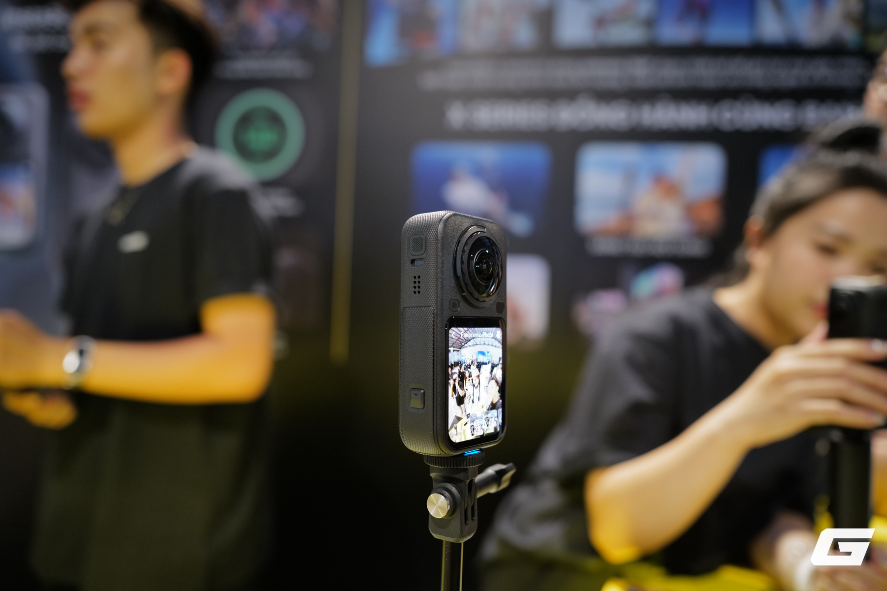 Insta360 X6