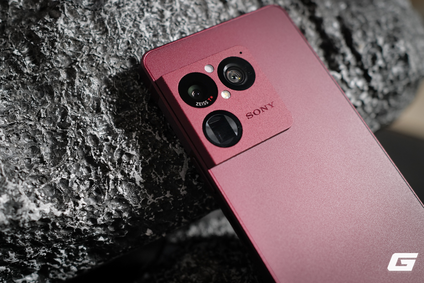 Sony Xperia 1 VIII - Ảnh 2.