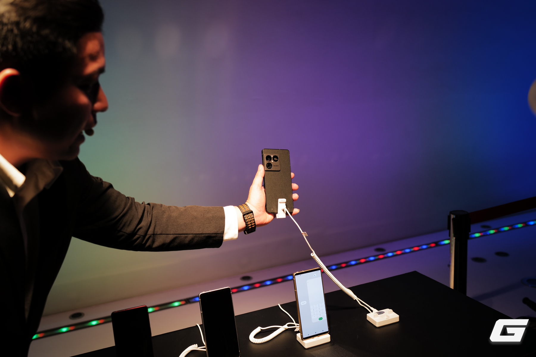 Sony Xperia 1 VIII - Ảnh 9.