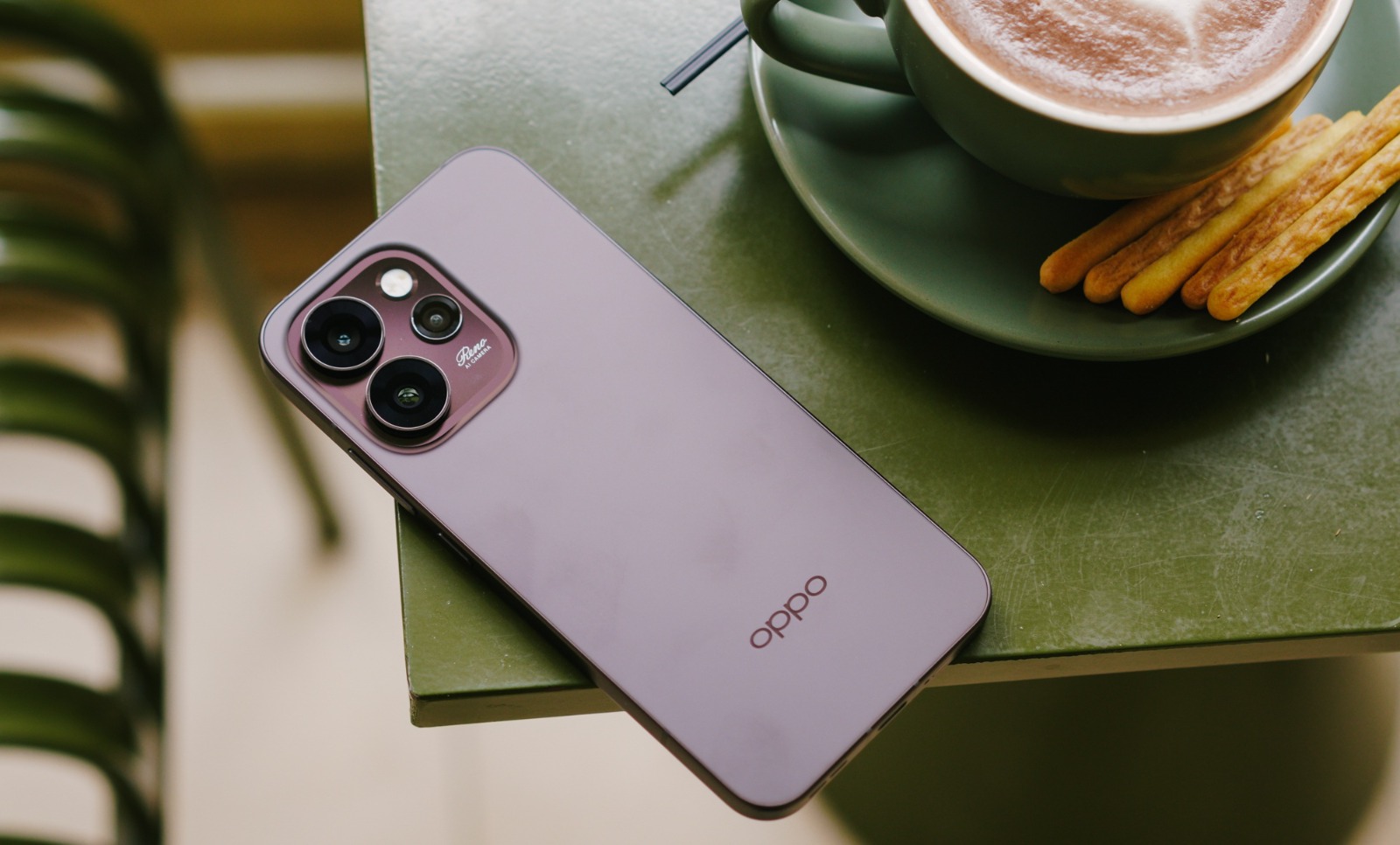 oppo4resized-17864774085091705557645 Khuyến Mãi Công Nghệ Đặc Biệt: Giảm Giá Tại Viettel Store Vào Thứ 3, 4, 5 - Ảnh 3.