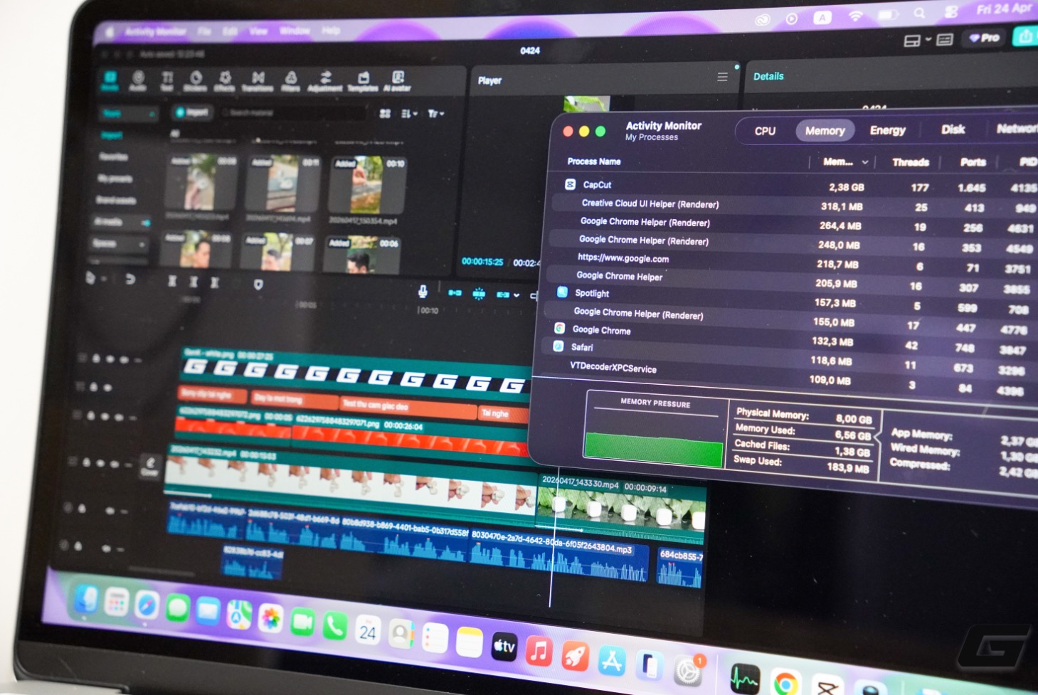 Chỉnh sửa video trên MacBook Neo.