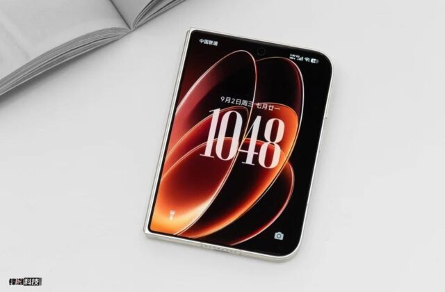 Xiaomi 18 Fold: smartphone gập với tỷ lệ lạ, pin lớn và cụm camera Leica