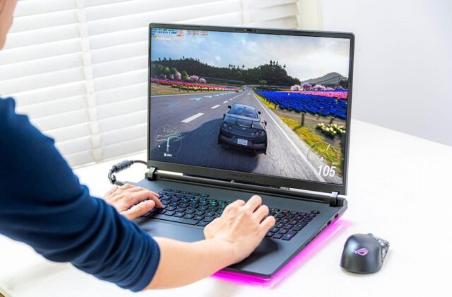 ROG Strix SCAR 18 — Laptop chơi game 18-inch cấu hình đầu bảng và màn hình Mini‑LED