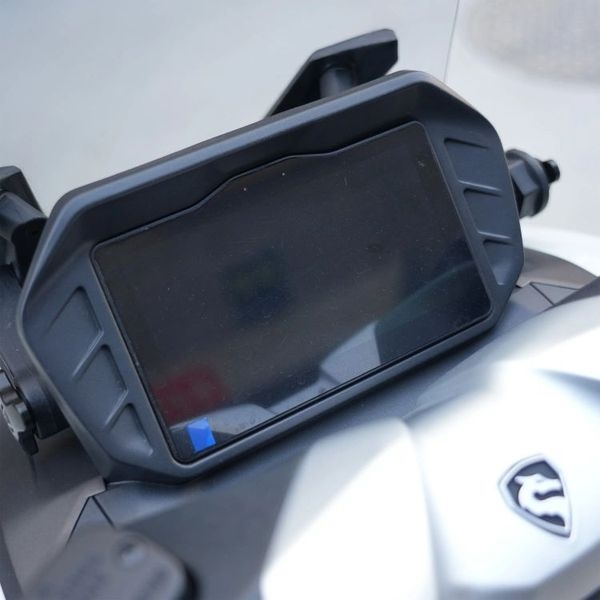 Cyclone RT250 với nhiều tính năng an toàn hiện đại